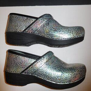 Dansko Women’s XP 2.0 (Multi-Colored) Lacy Clogs—Size 40/9.5-10